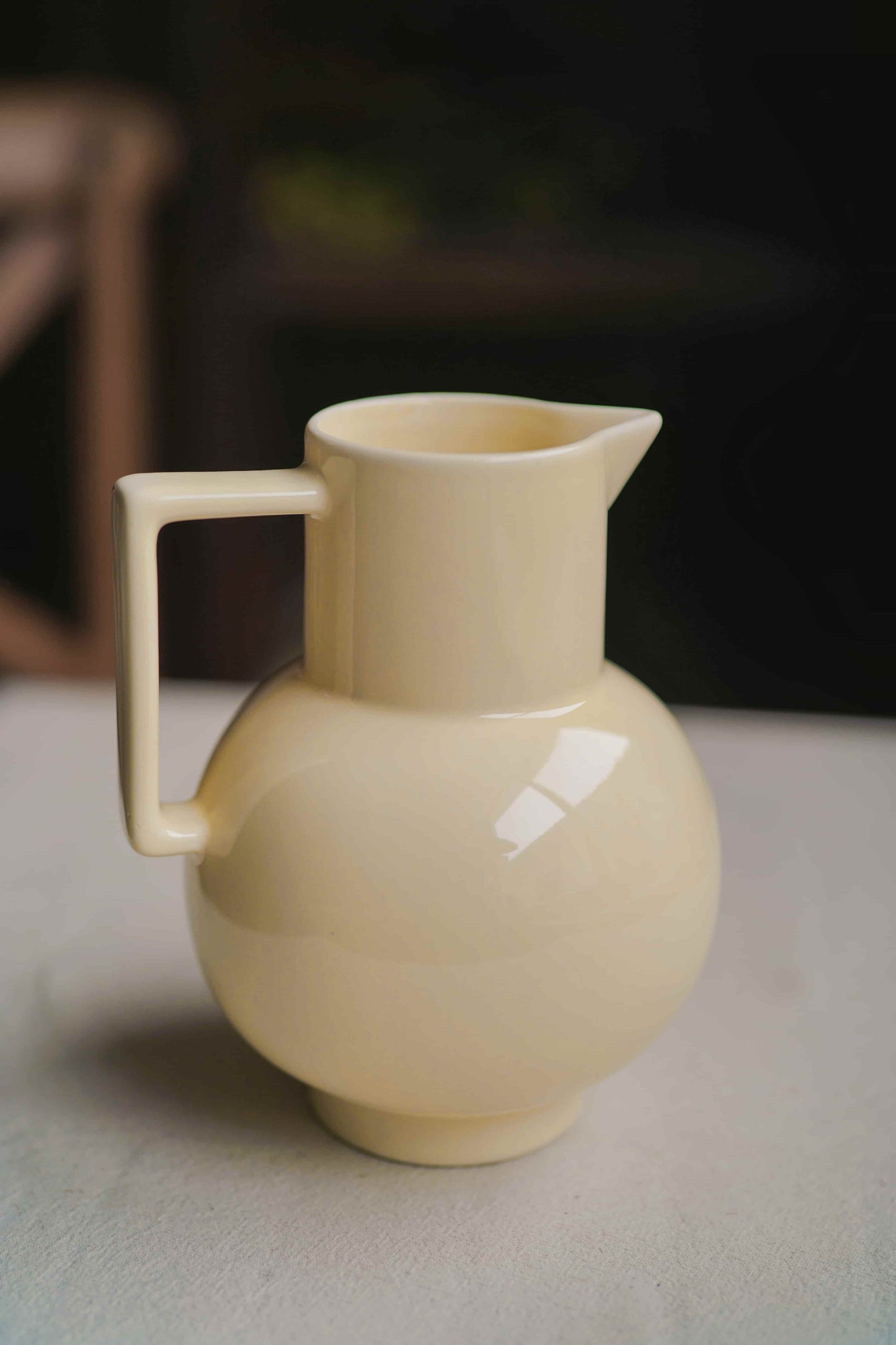 Creamy Delight Ceramic Vase