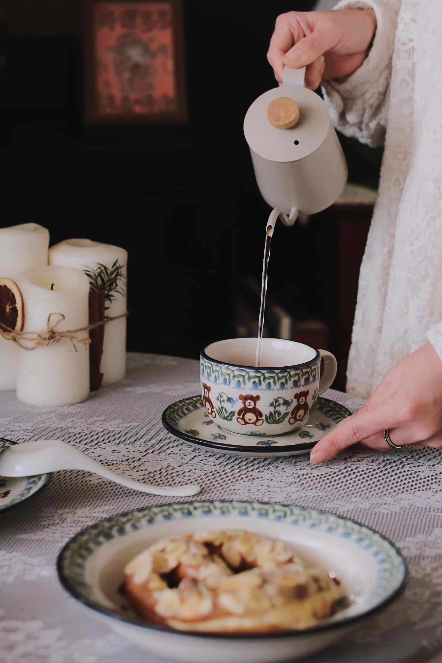 The Town of Bolesławiec Bear Series