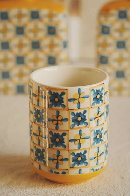 Italian-Style Yellow Gingham Bathroom Set